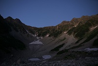 ����Ɍ����߂��Ă���݂�����B