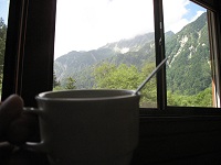 �����R���ŎR�𒭂߂Ȃ���R�[�V�[�𒸂����B