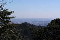 �}�ȓo������X�����钭�]������Y�ꂳ���Ă����B