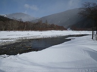 ���_������㗬���̌��i�B