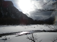 �Ċx���ʂ͂ǂ���Ɠ܂��Ă���悤���B