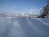 ���Y�R���ʂ̎R�������Ă����B